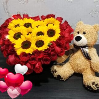 corazon-con-rosas-girasoles-y-peluche-floristeria-soyapango