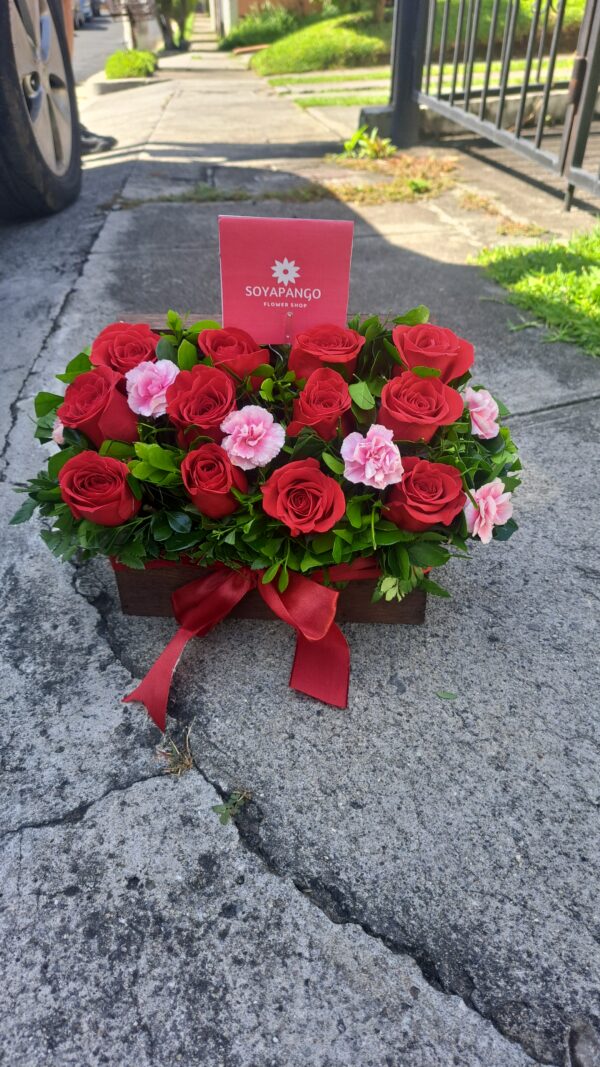 Baul con rosas